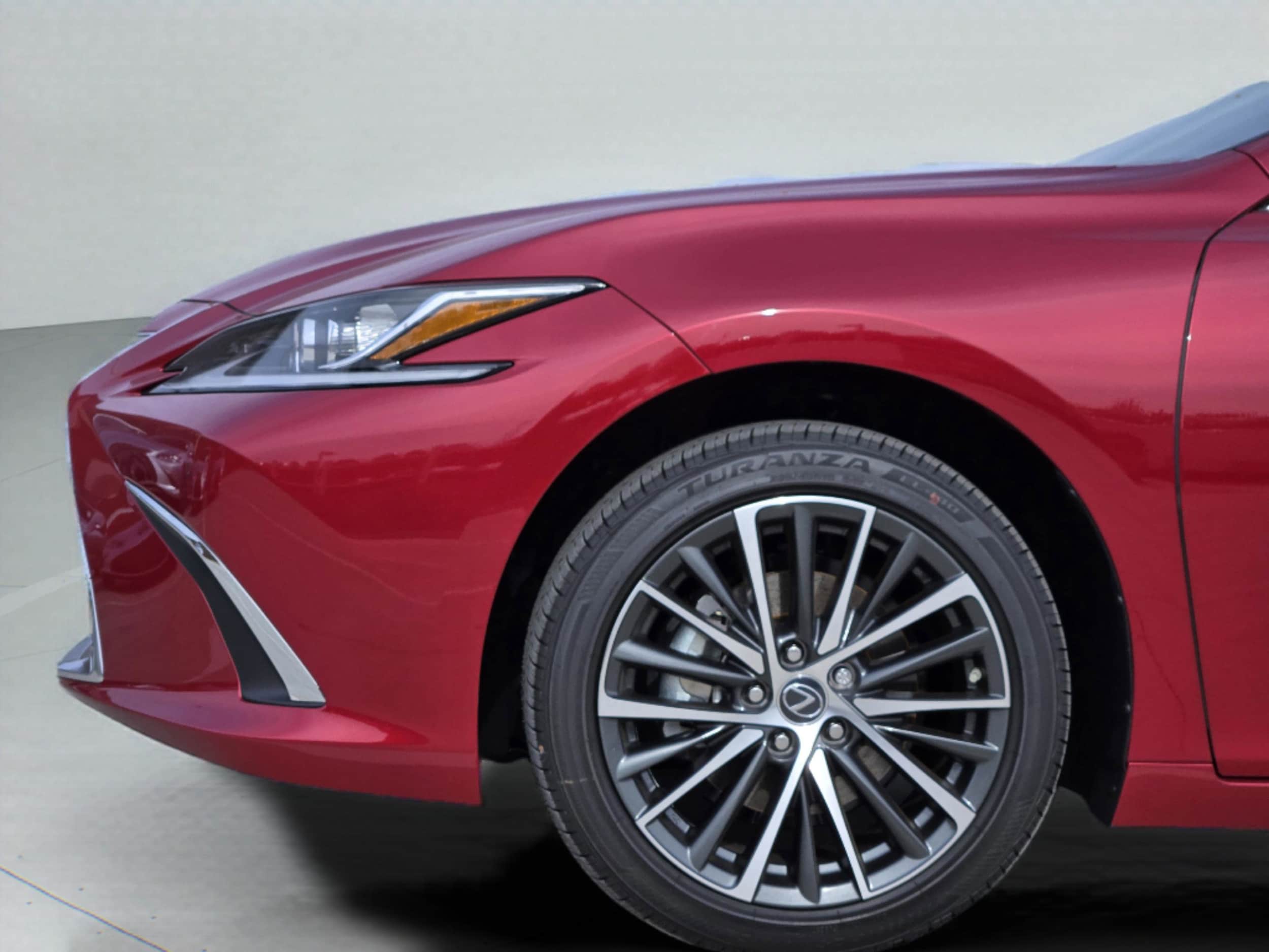 2025 Lexus ES 350 - Photo 7