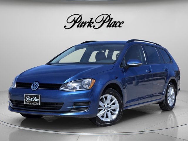 2017 Volkswagen Golf SportWagen S