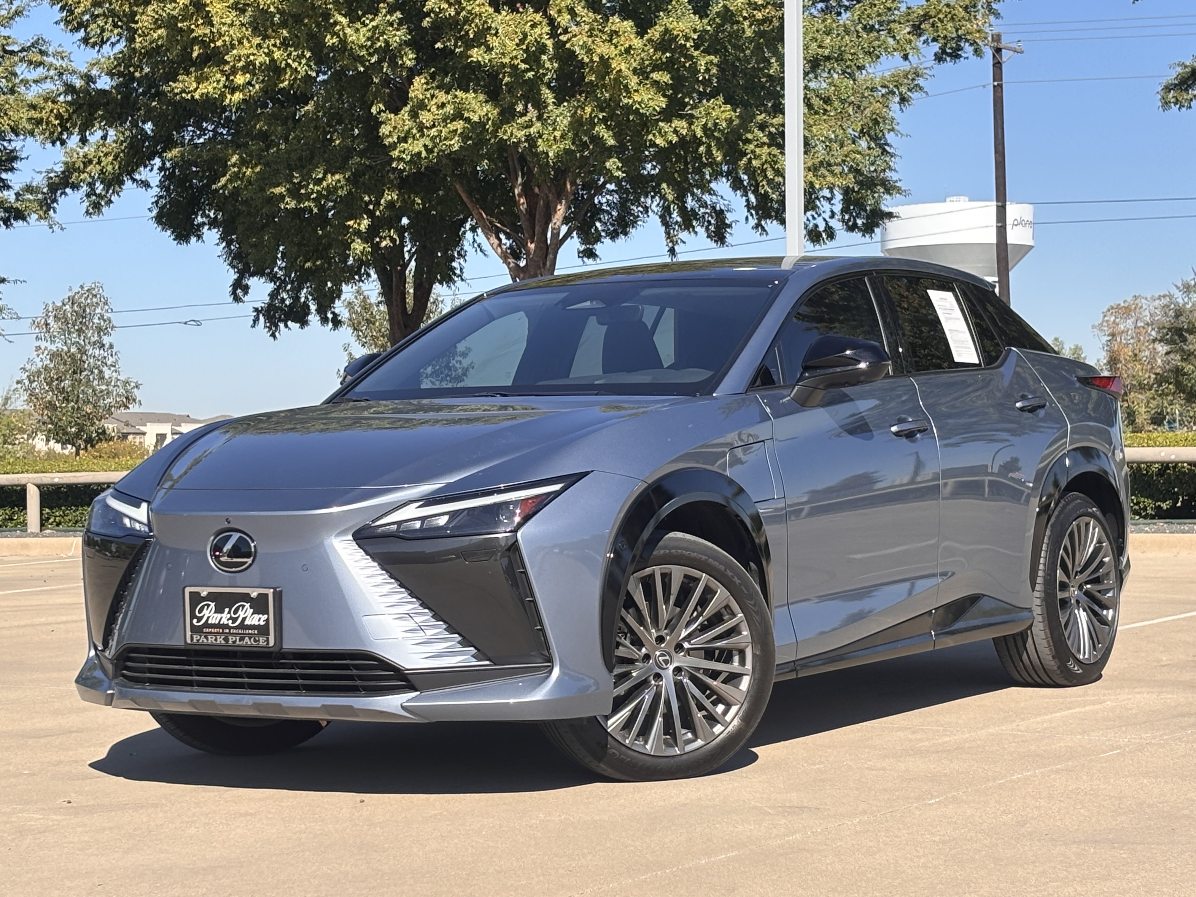 2023 Lexus RZ