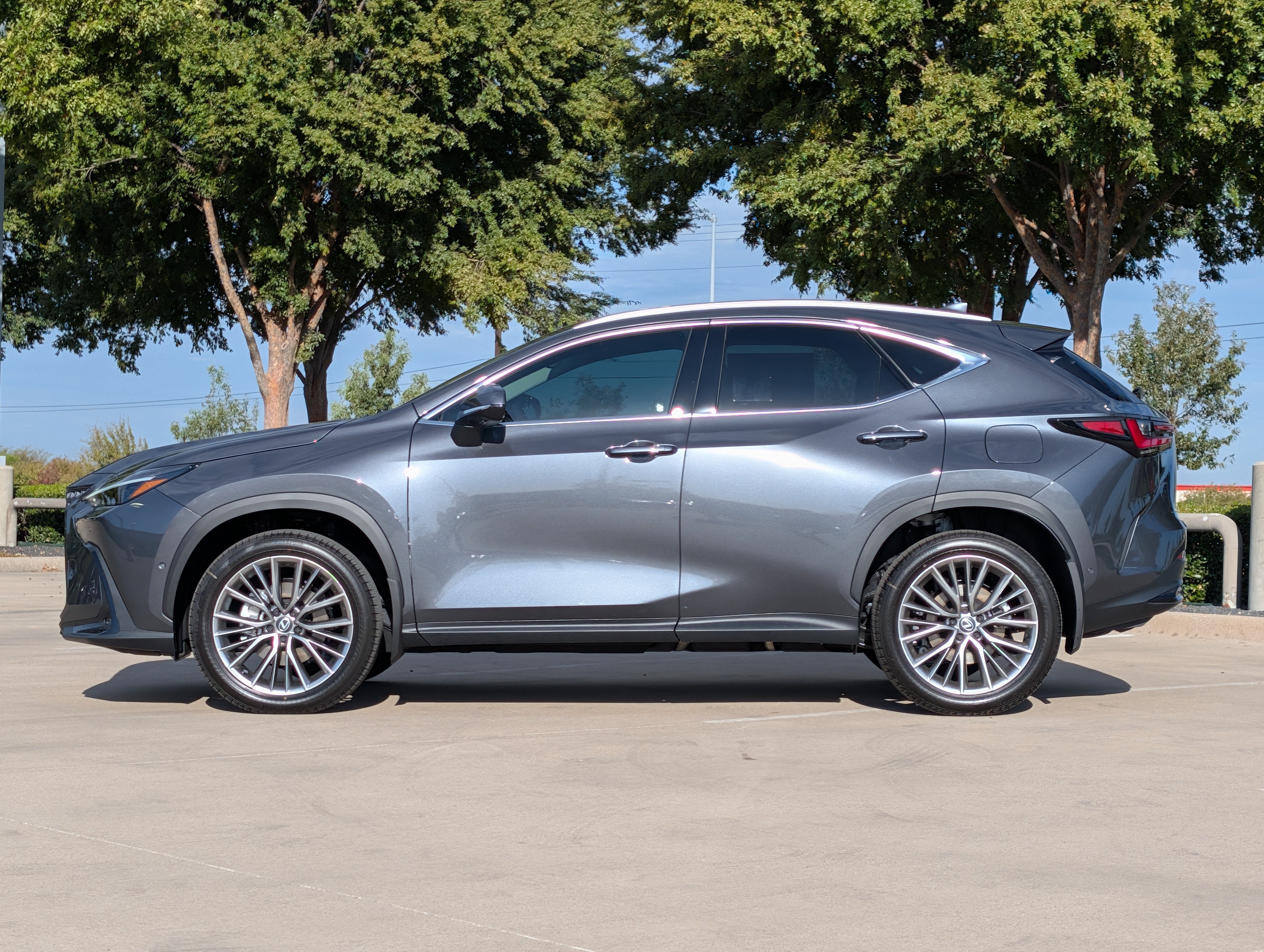 New 2026 Lexus NX 350h Luxury Sport Utility