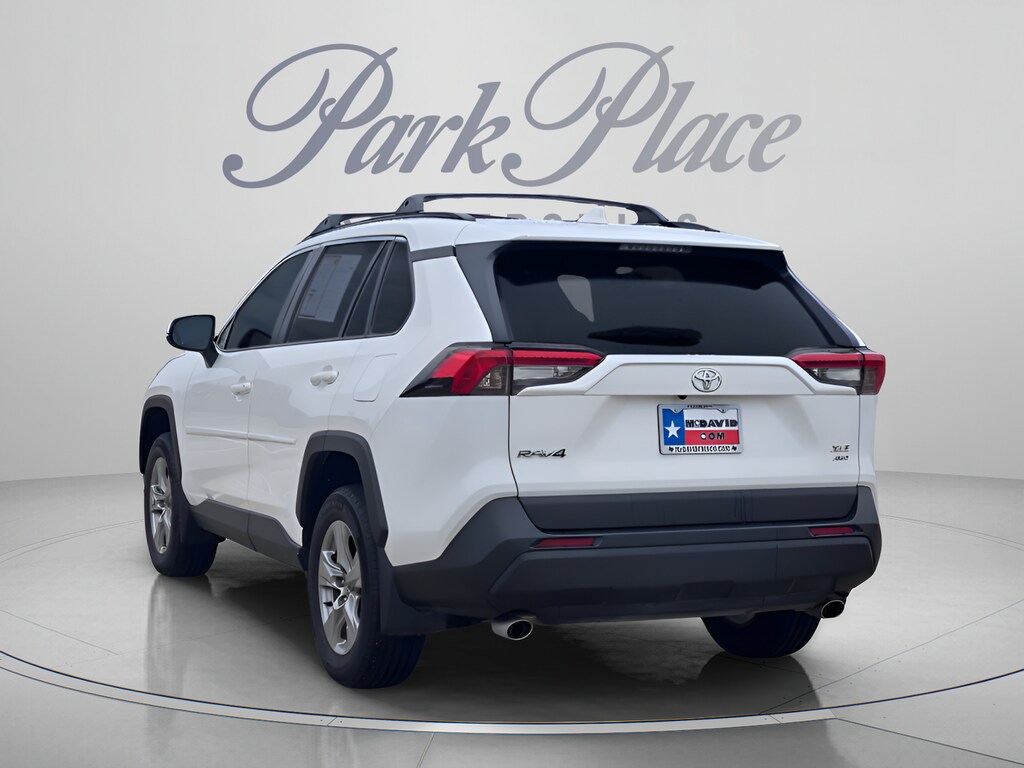 Used 2022 Toyota RAV4 XLE SUV