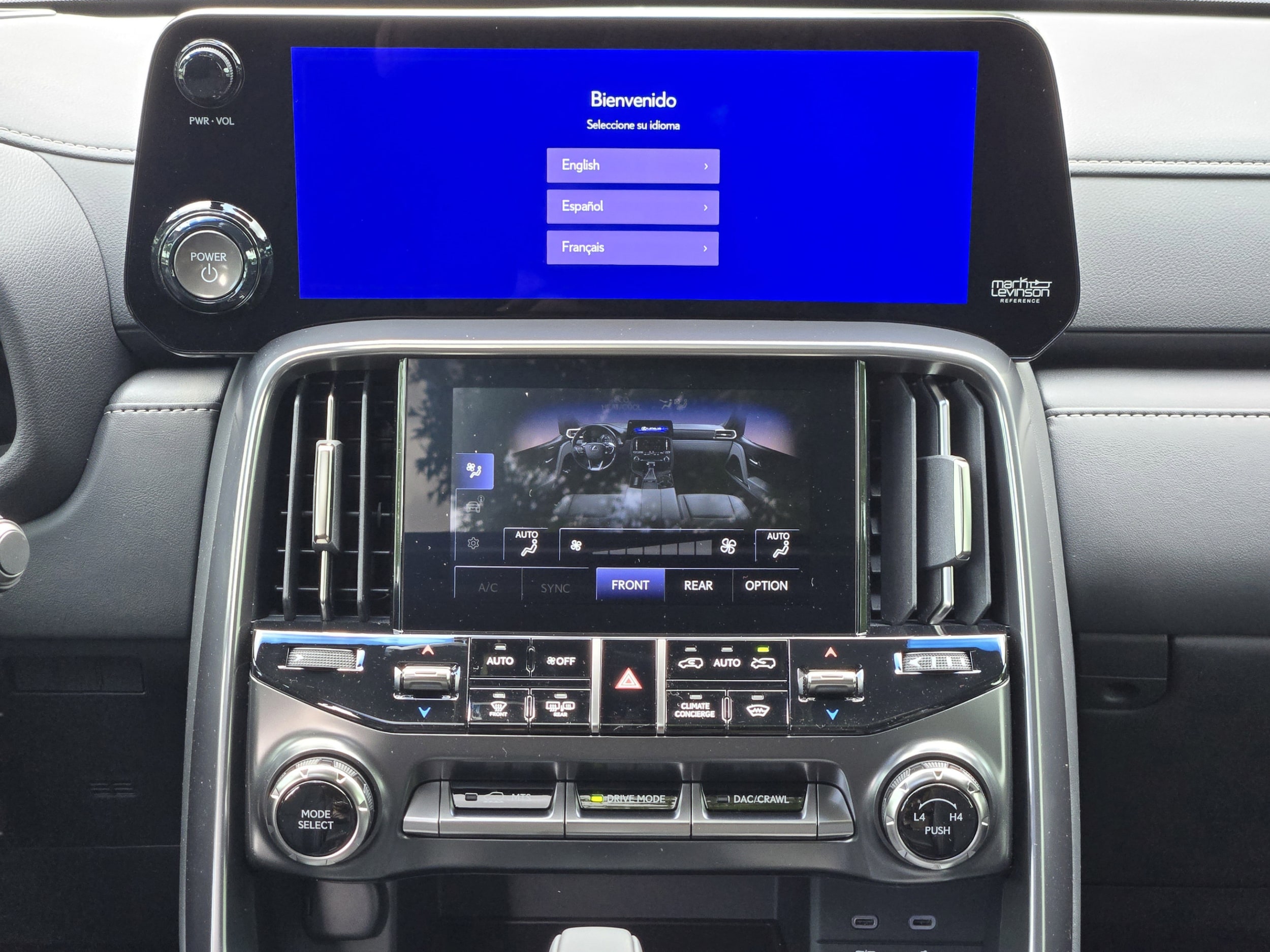 2026 Lexus LX 700h Luxury - Photo 9