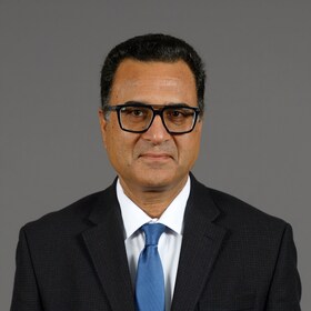 Staff member Zee Mahmood from ID_94f0c8