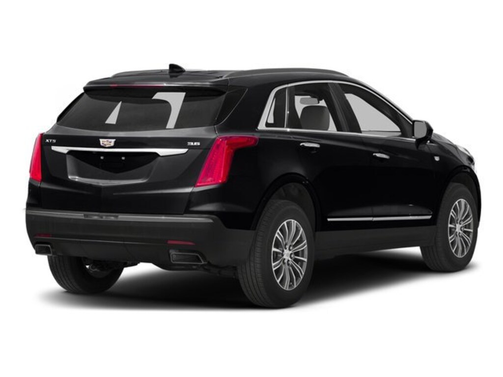 Used 2017 CADILLAC XT5 Premium Luxury FWD SUV