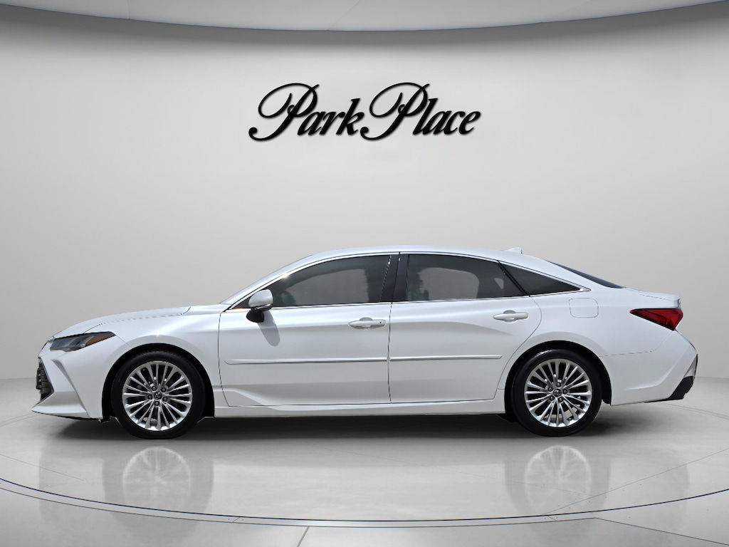 Used 2019 Toyota Avalon Limited Sedan