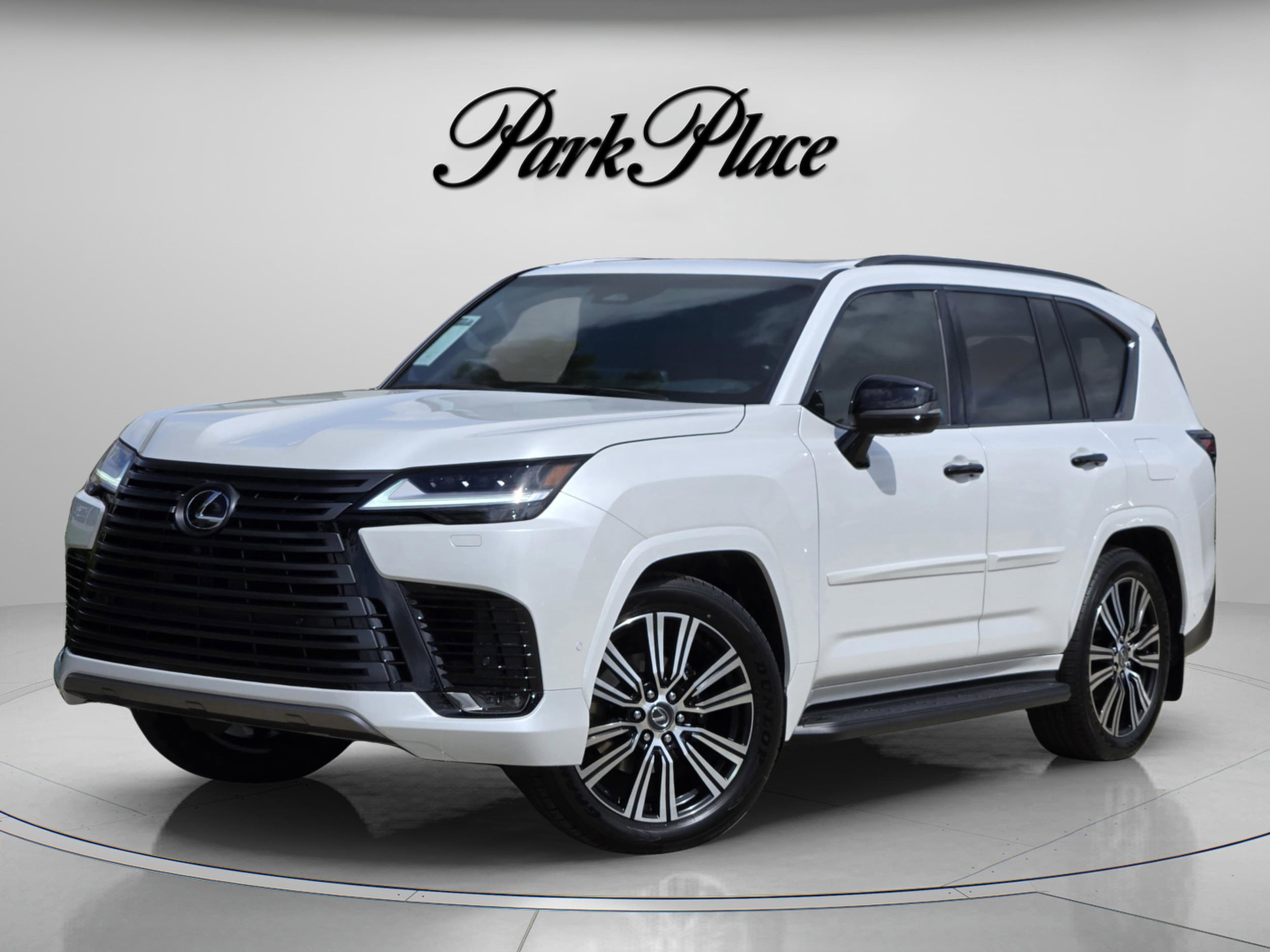 2026 Lexus LX 600 700h Luxury's photo