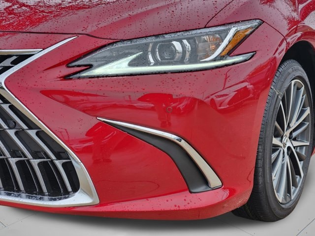 2025 Lexus ES 350 - Photo 6