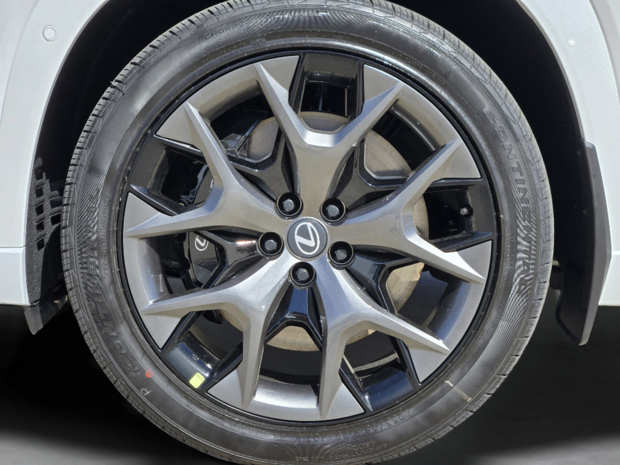 2026 Lexus TX 500h F-Sport Premium - Photo 23