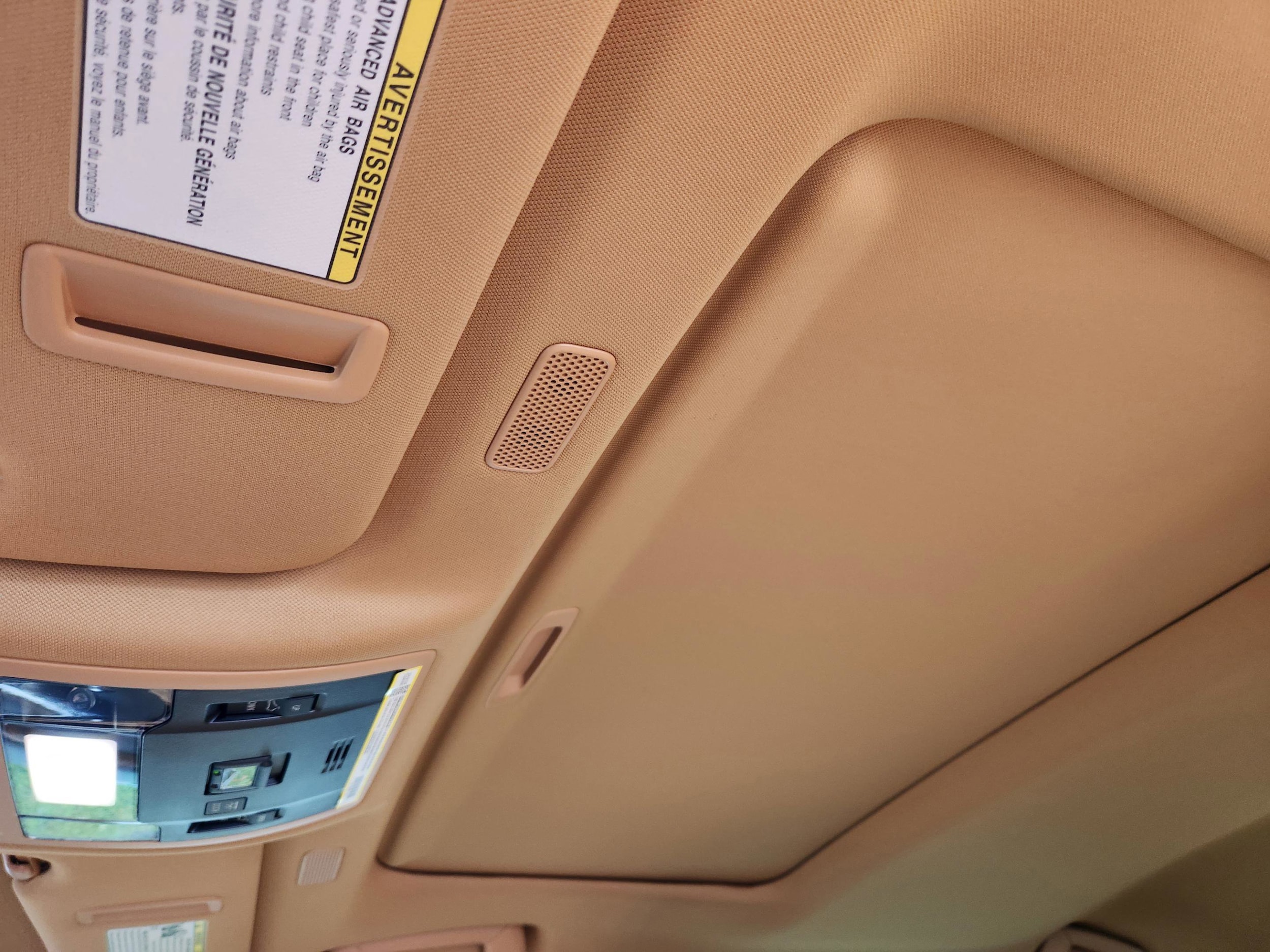 2025 Lexus ES 350 - Photo 19