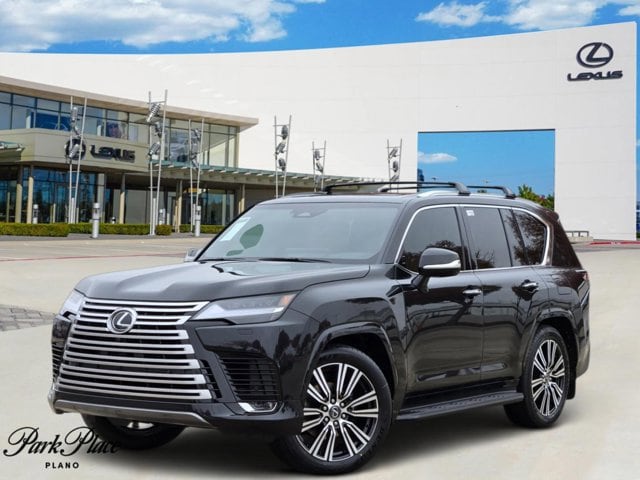 2026 Lexus LX Luxury's photo