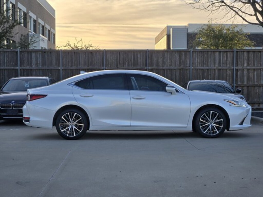 Used 2025 Lexus ES ES 250 Sedan
