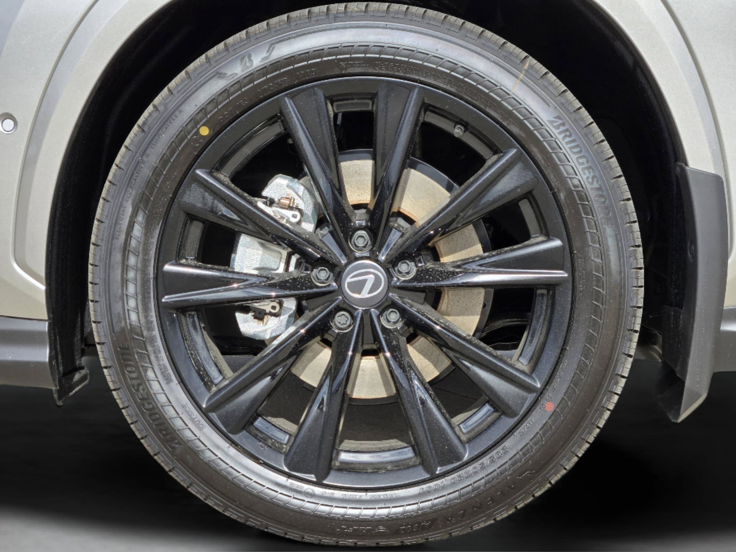 2026 Lexus NX 450h+ F-Sport - Photo 22