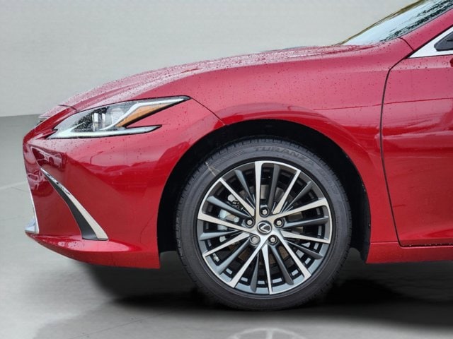 2025 Lexus ES 350 - Photo 7
