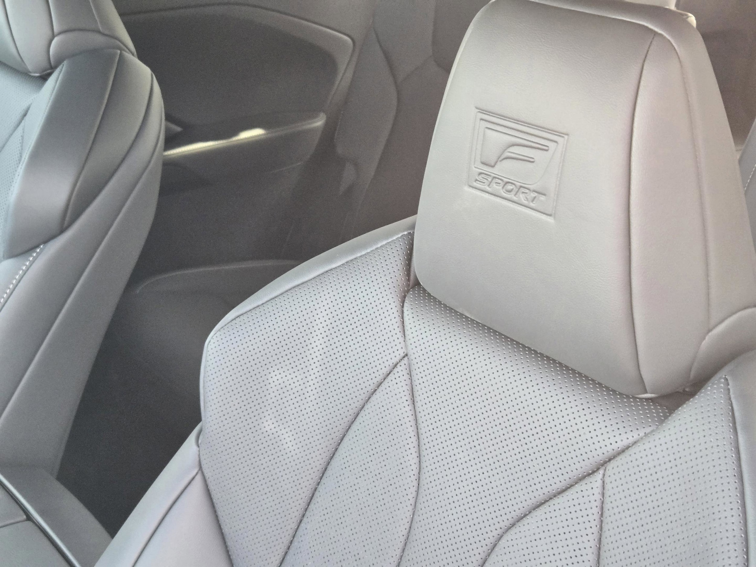 2026 Lexus TX 500h F-Sport Premium - Photo 15
