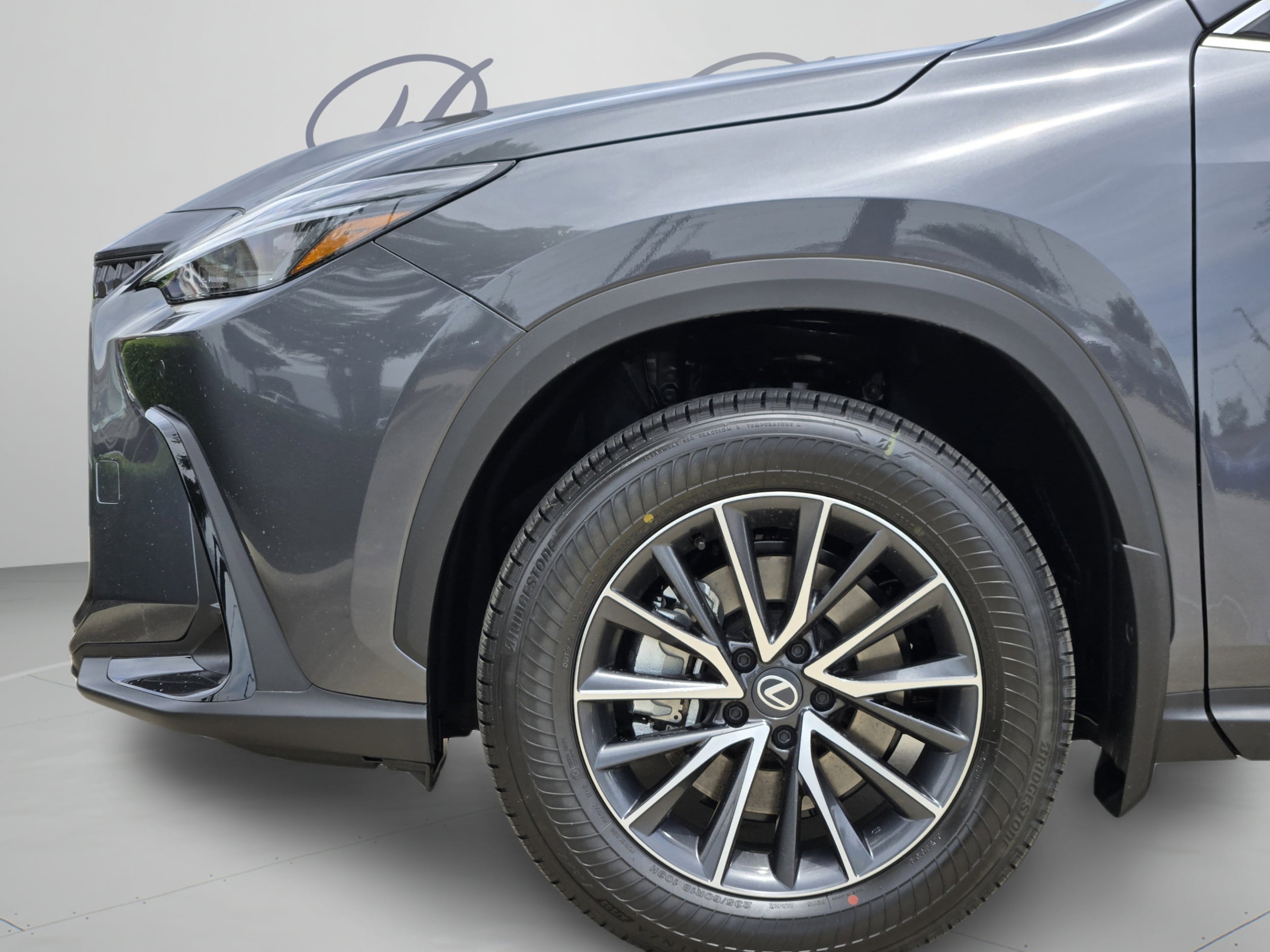 2026 Lexus NX 350 - Photo 21