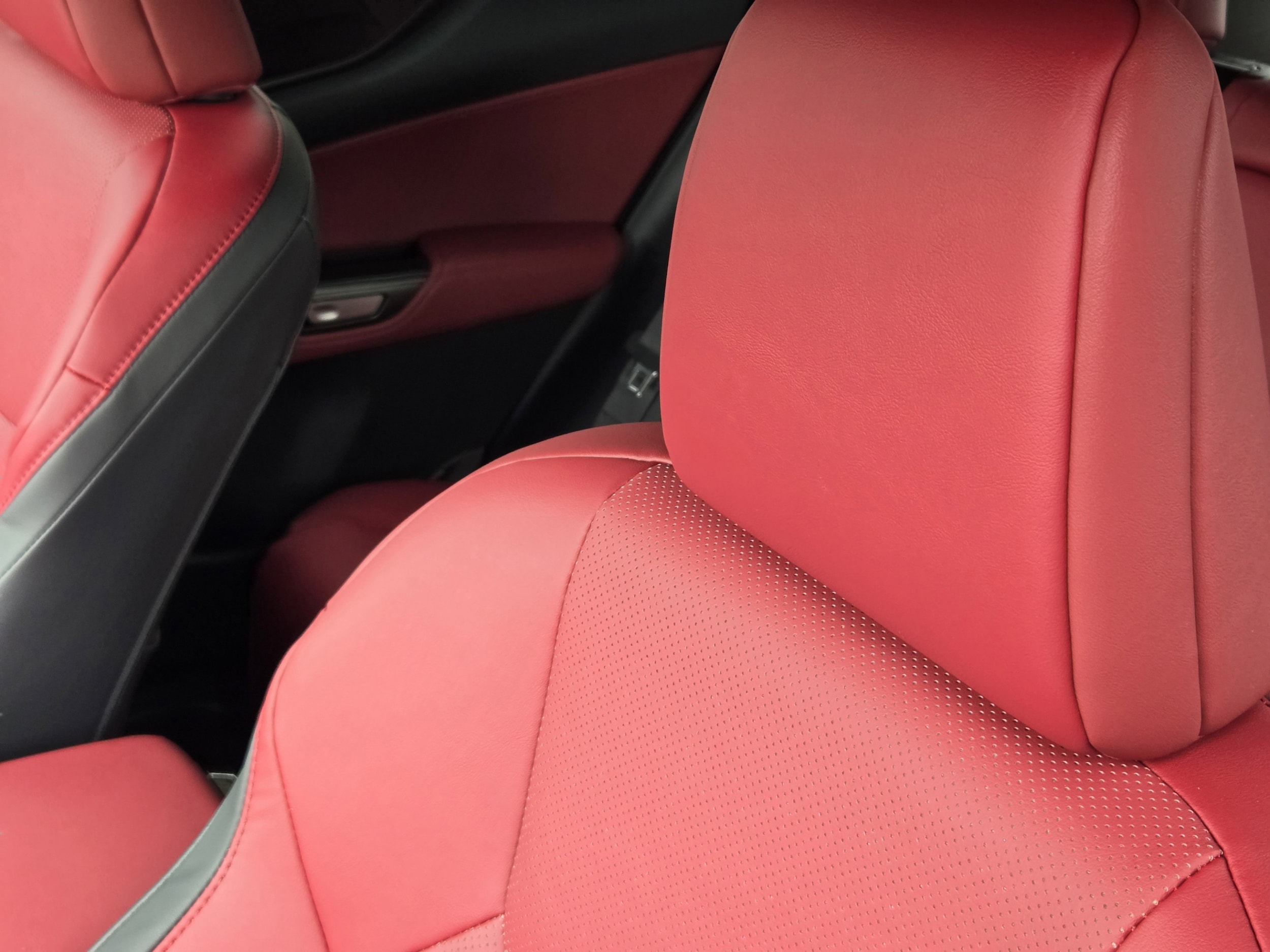 2026 Lexus NX 350 - Photo 14