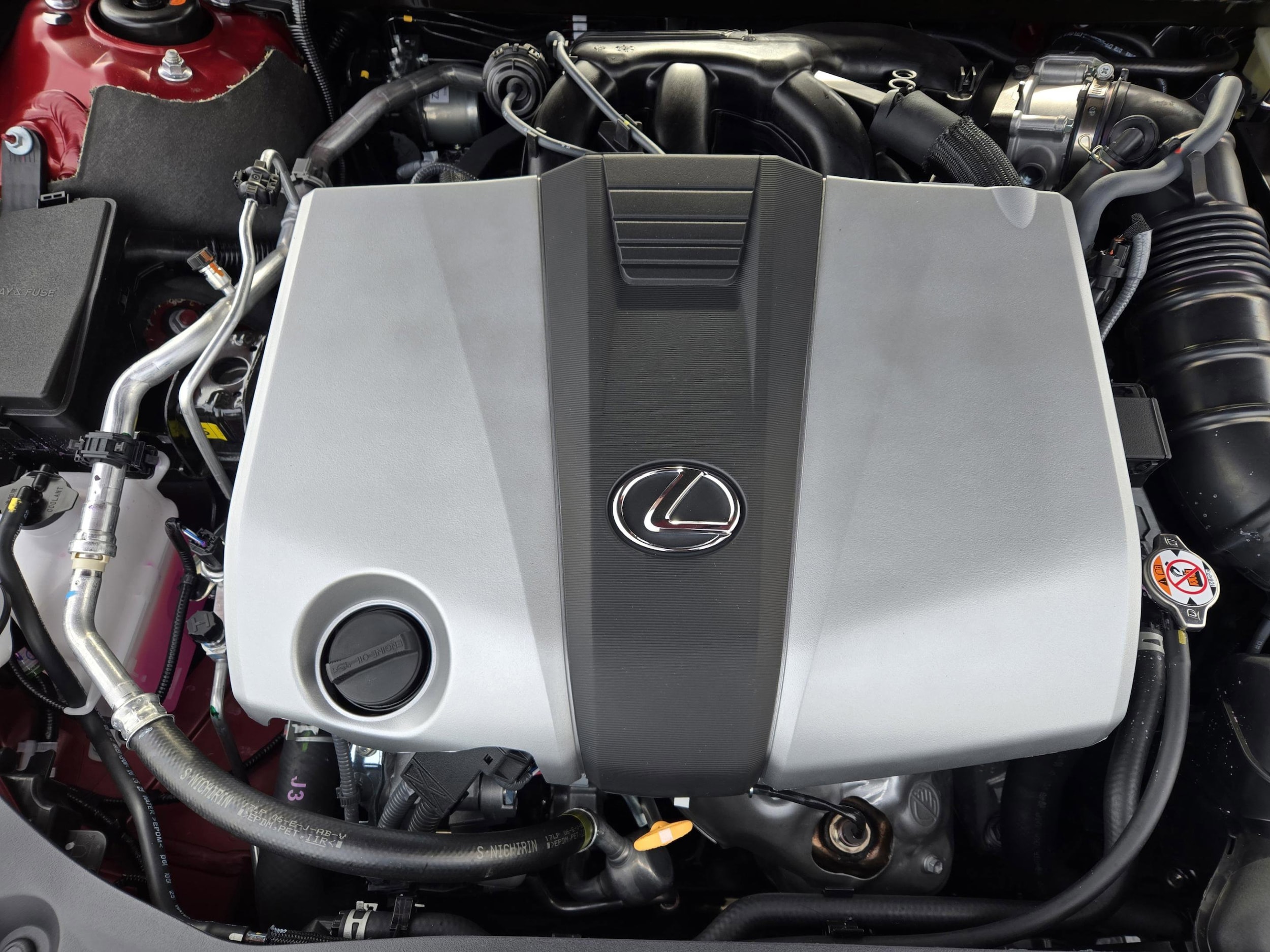 2025 Lexus ES 350 - Photo 21