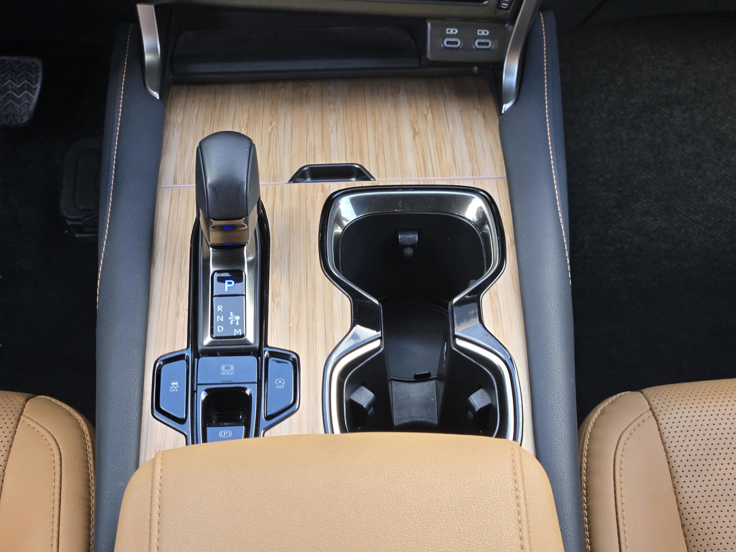 2025 Lexus RX 350 - Photo 15