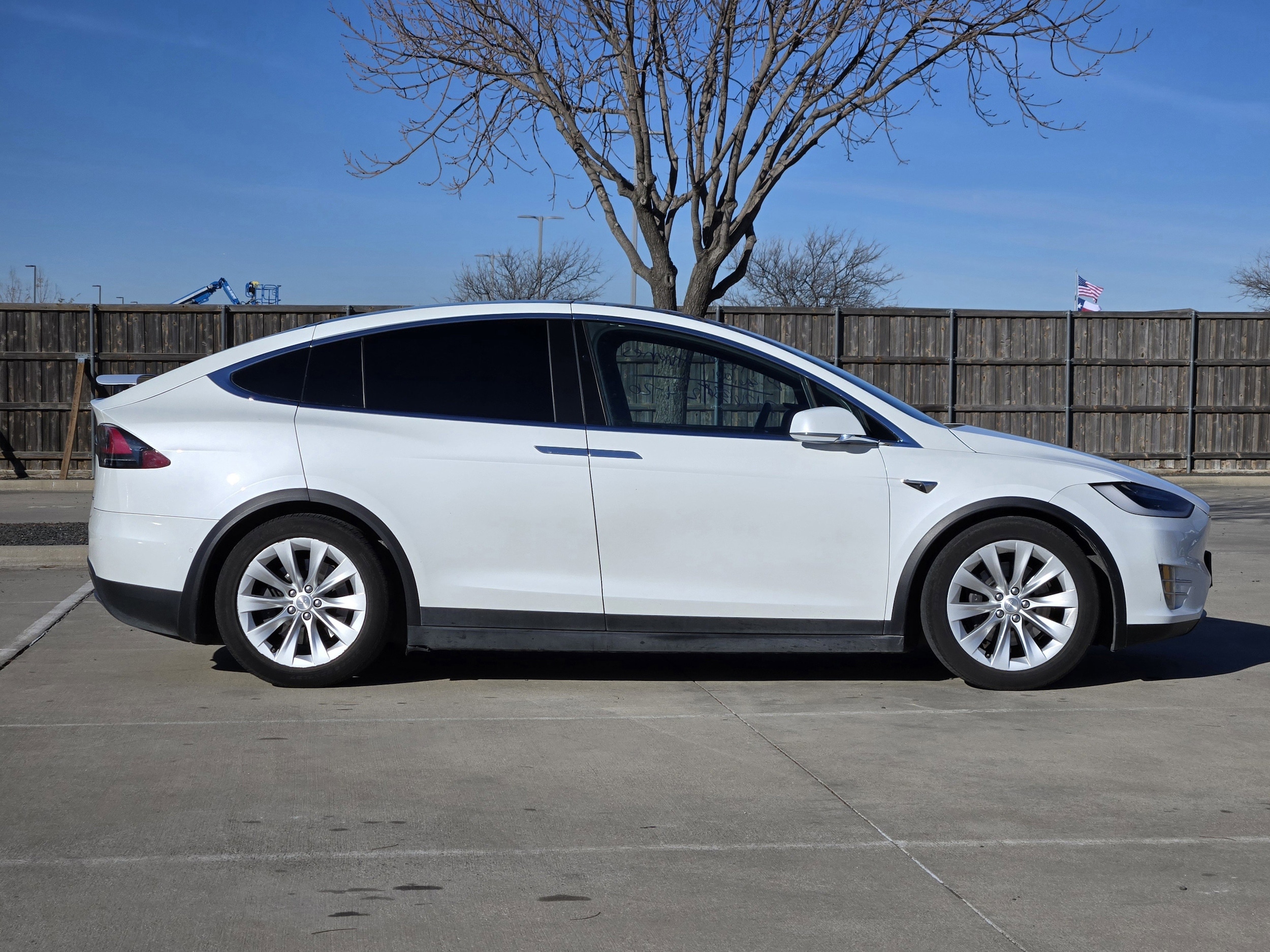Used 2017 Tesla Model X 75D with VIN 5YJXCAE20HF076739 for sale in Plano, TX