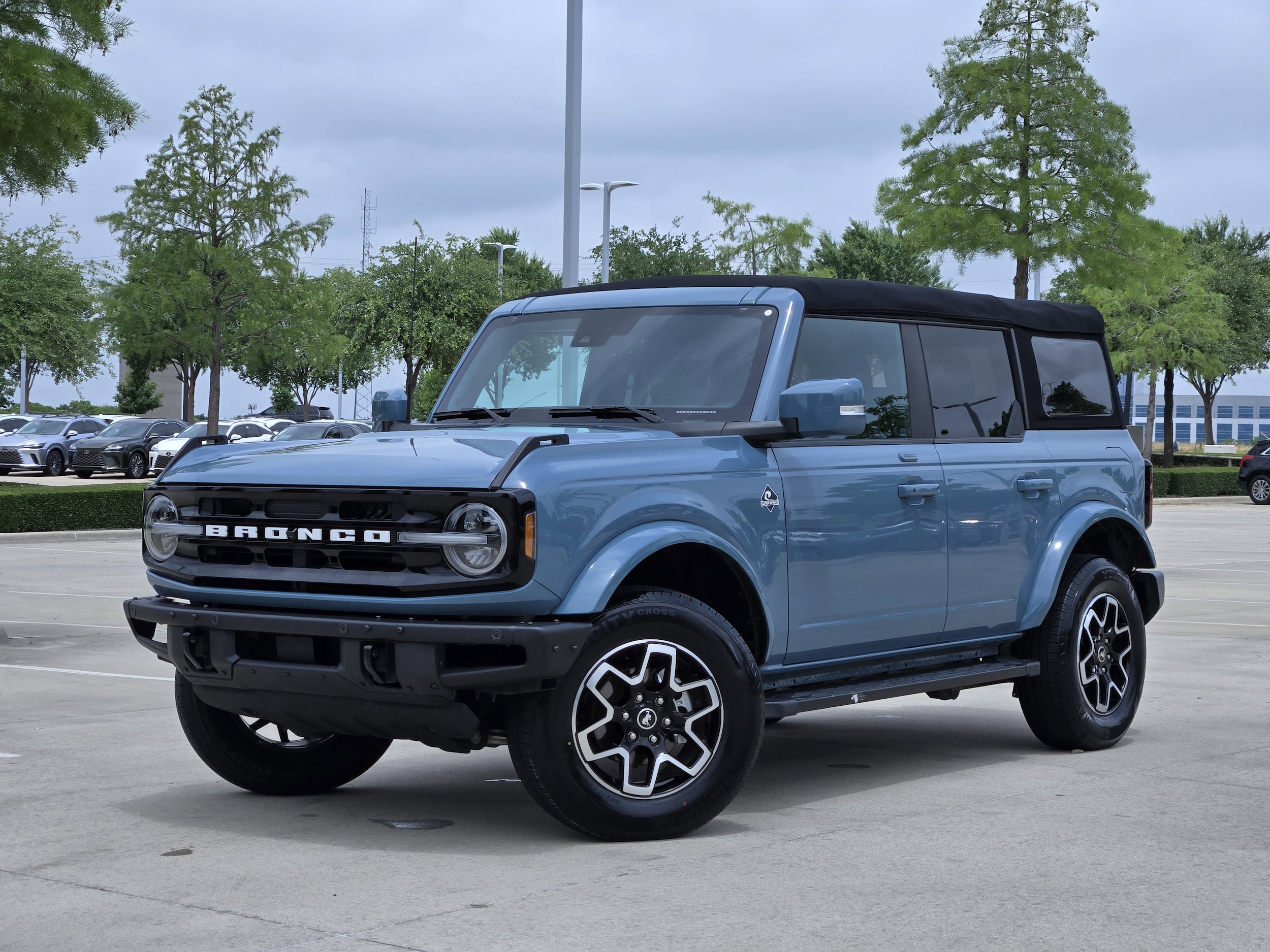 2022 Ford Bronco Outer Banks 4x4's photo