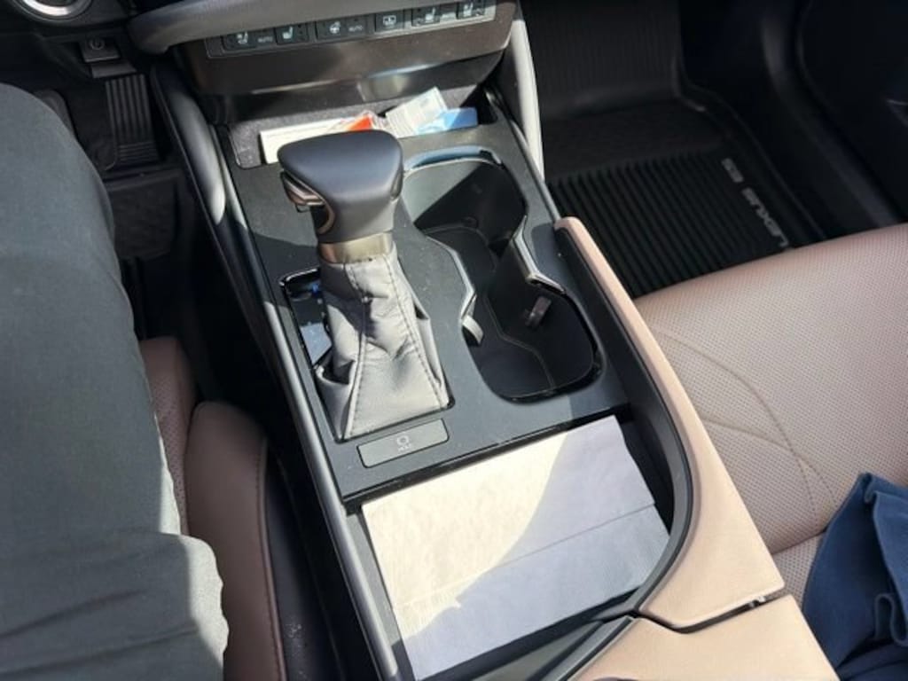 Certified 2025 Lexus ES 350 12.3-in Lexus Interface, Panorama Roof, Luxury Pac Sedan