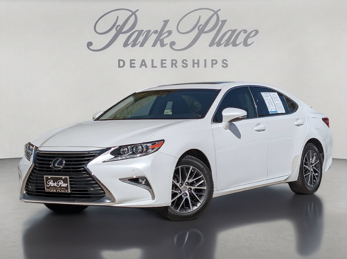 2016 LEXUS ES 350 Luxury Package, Navigation Sedan
