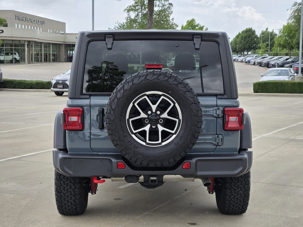 Used 2024 Jeep Wrangler Rubicon SUV
