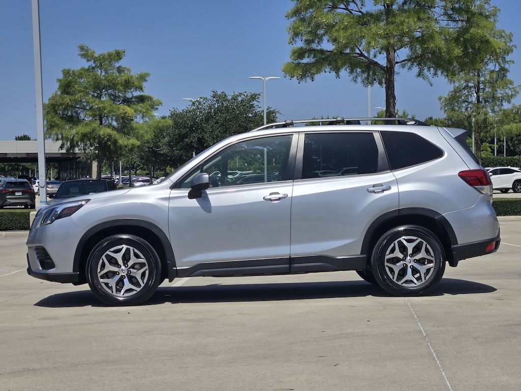 Used 2023 Subaru Forester Premium SUV