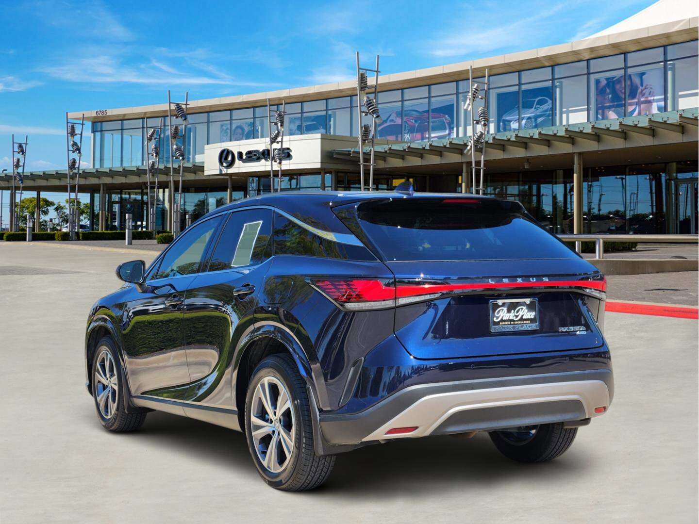 2023 Lexus RX 350h Premium photo 4