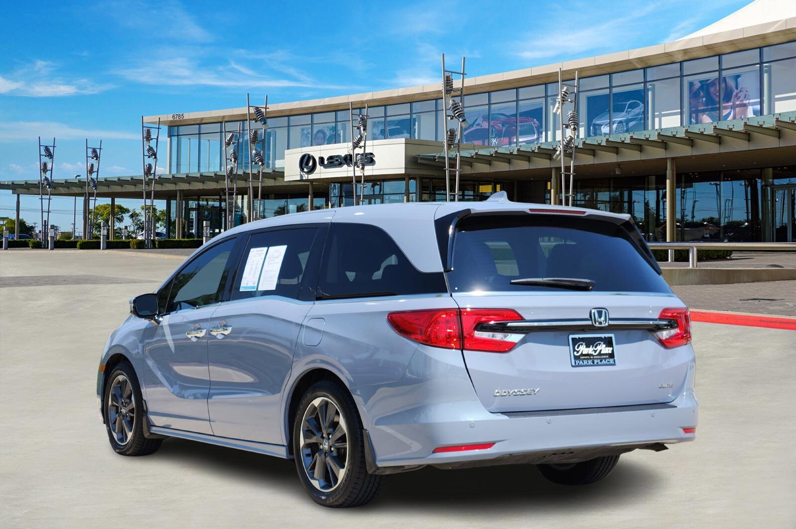 2023 Honda Odyssey Elite photo 4
