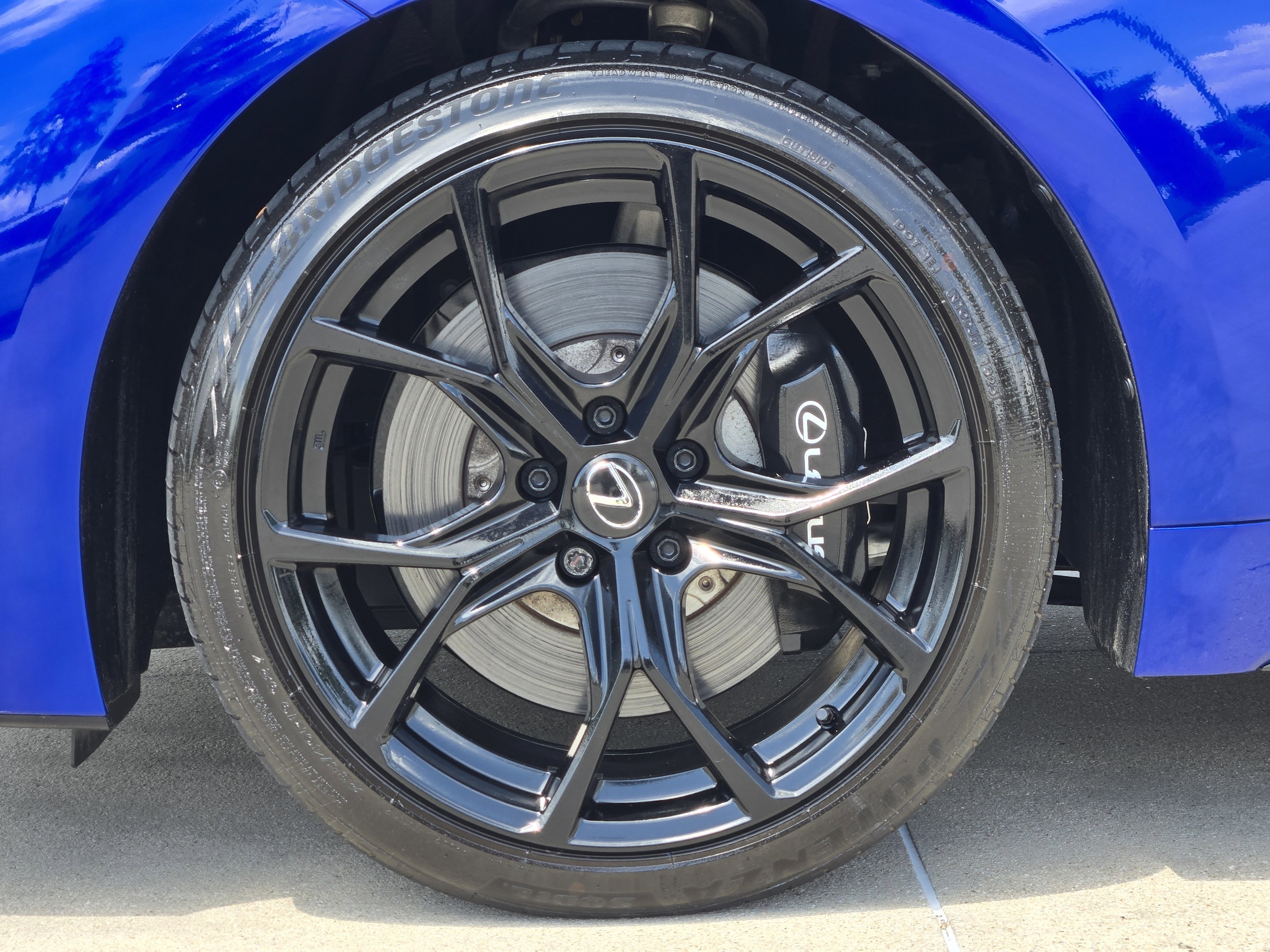 2025 Lexus IS 500 F SPORT PERFORMANCE - Photo 15