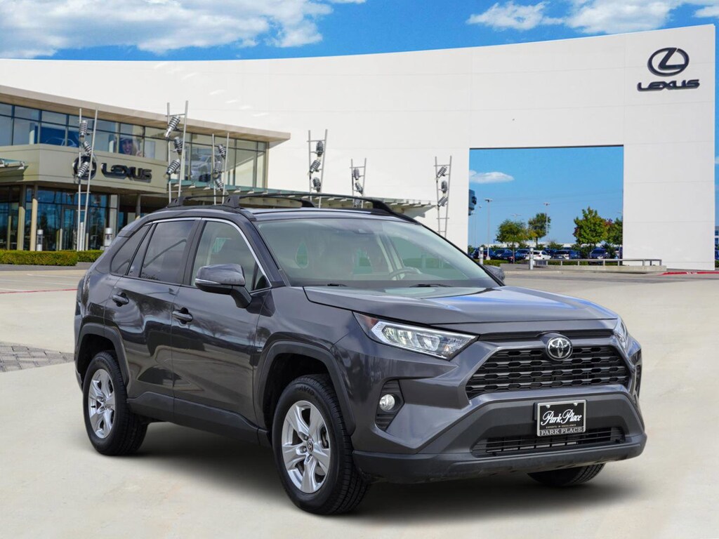 Used 2020 Toyota RAV4 XLE SUV
