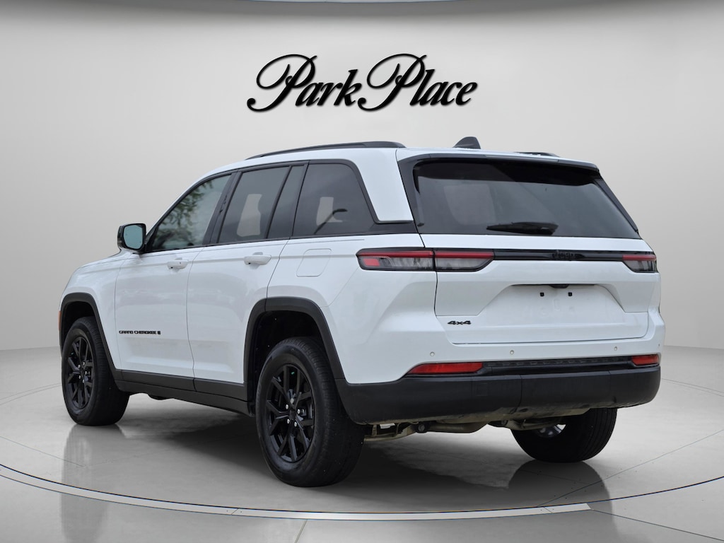 Used 2025 Jeep Grand Cherokee Altitude X SUV