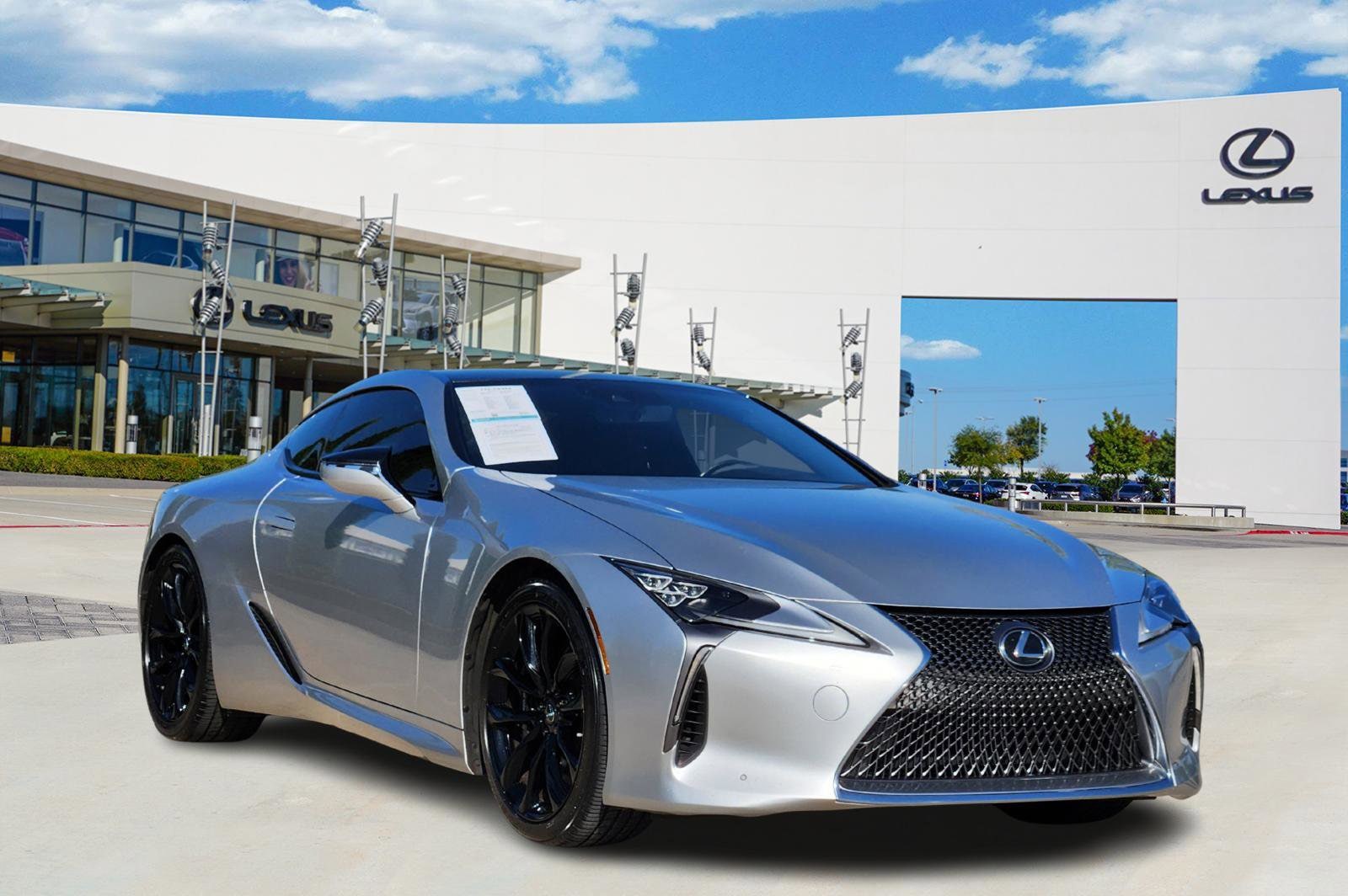 2018 Lexus LC 500 photo 2