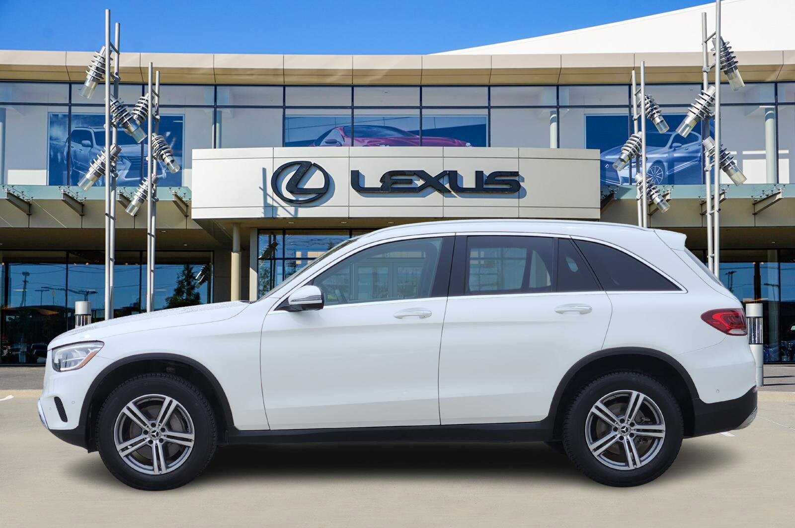 2022 Mercedes Benz GLC 300 4MATIC photo 3
