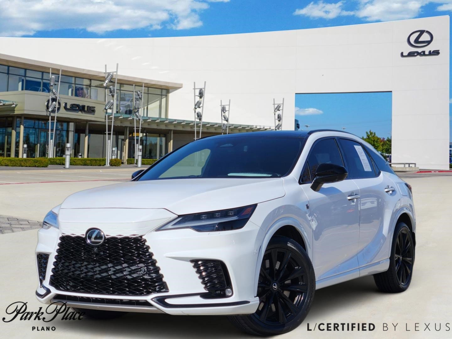 2024 Lexus RX Hybrid 500h's photo