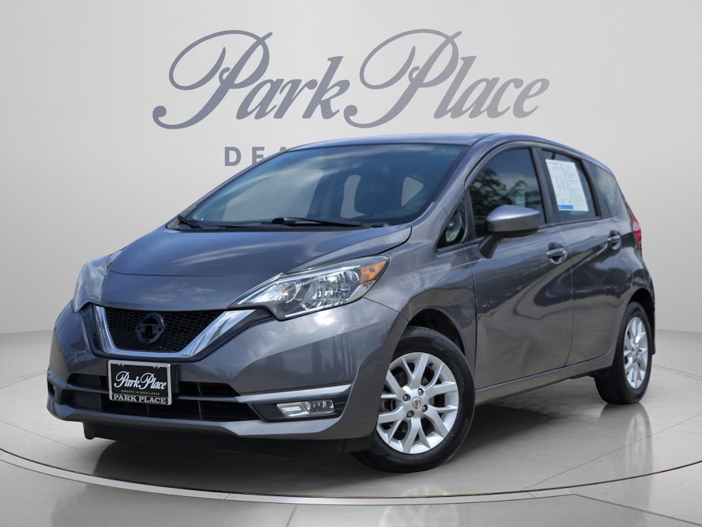 Used 2017 Nissan Versa Note SV Hatchback