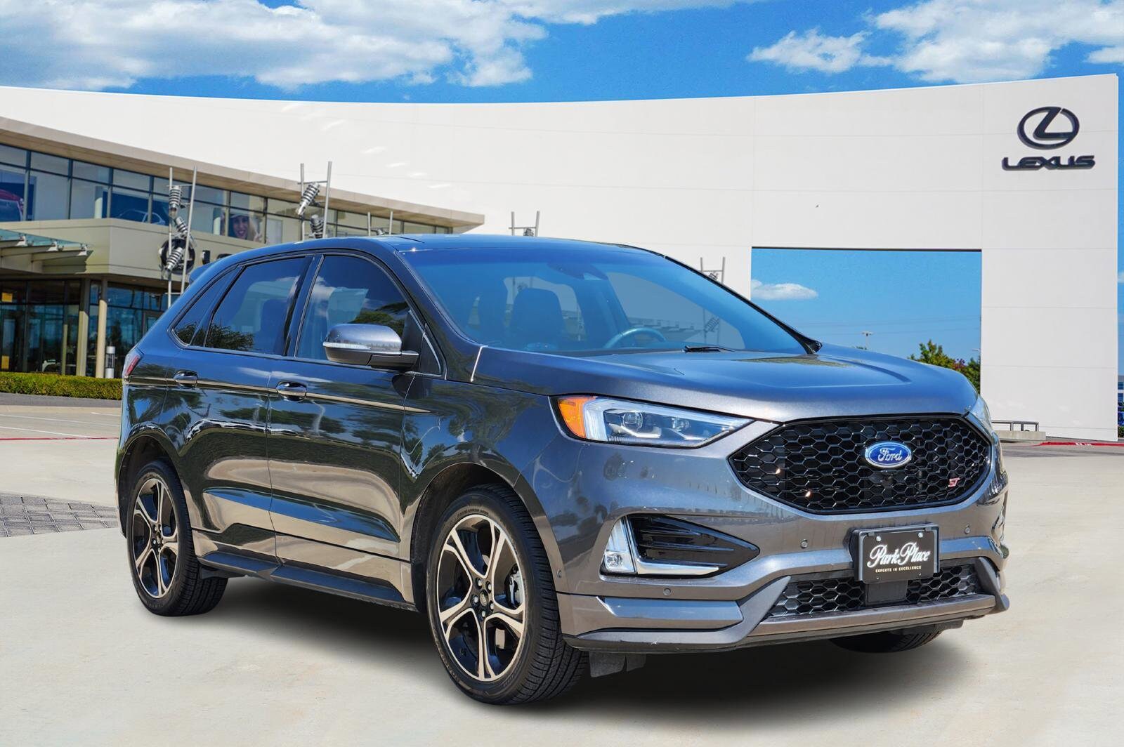 2020 Ford Edge ST photo 2