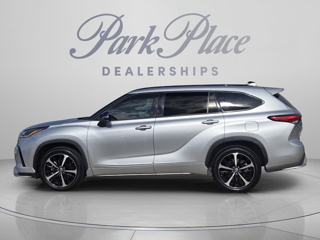 Used 2021 Toyota Highlander XSE SUV