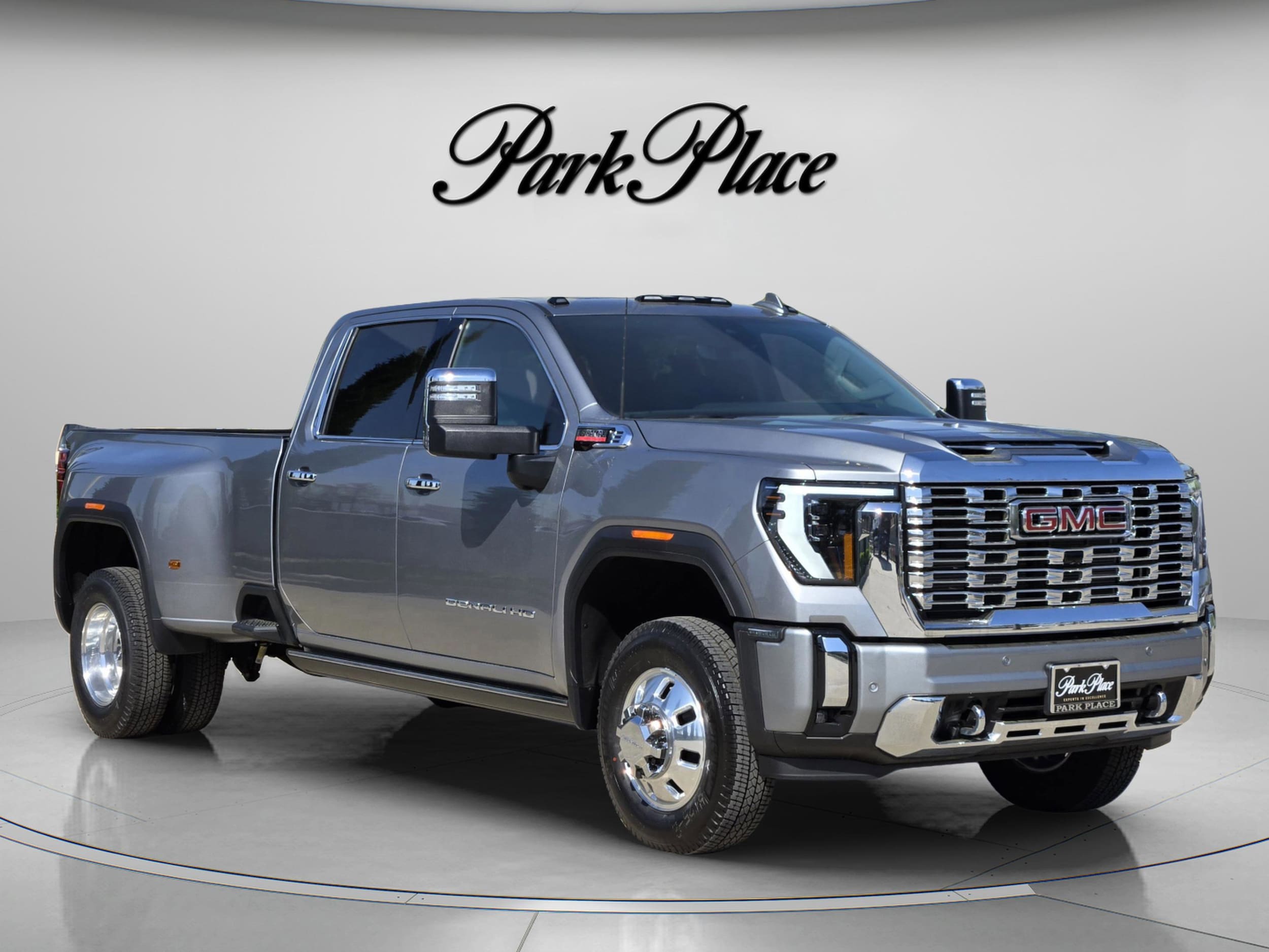 2026 GMC Sierra 3500HD Denali - Photo 6