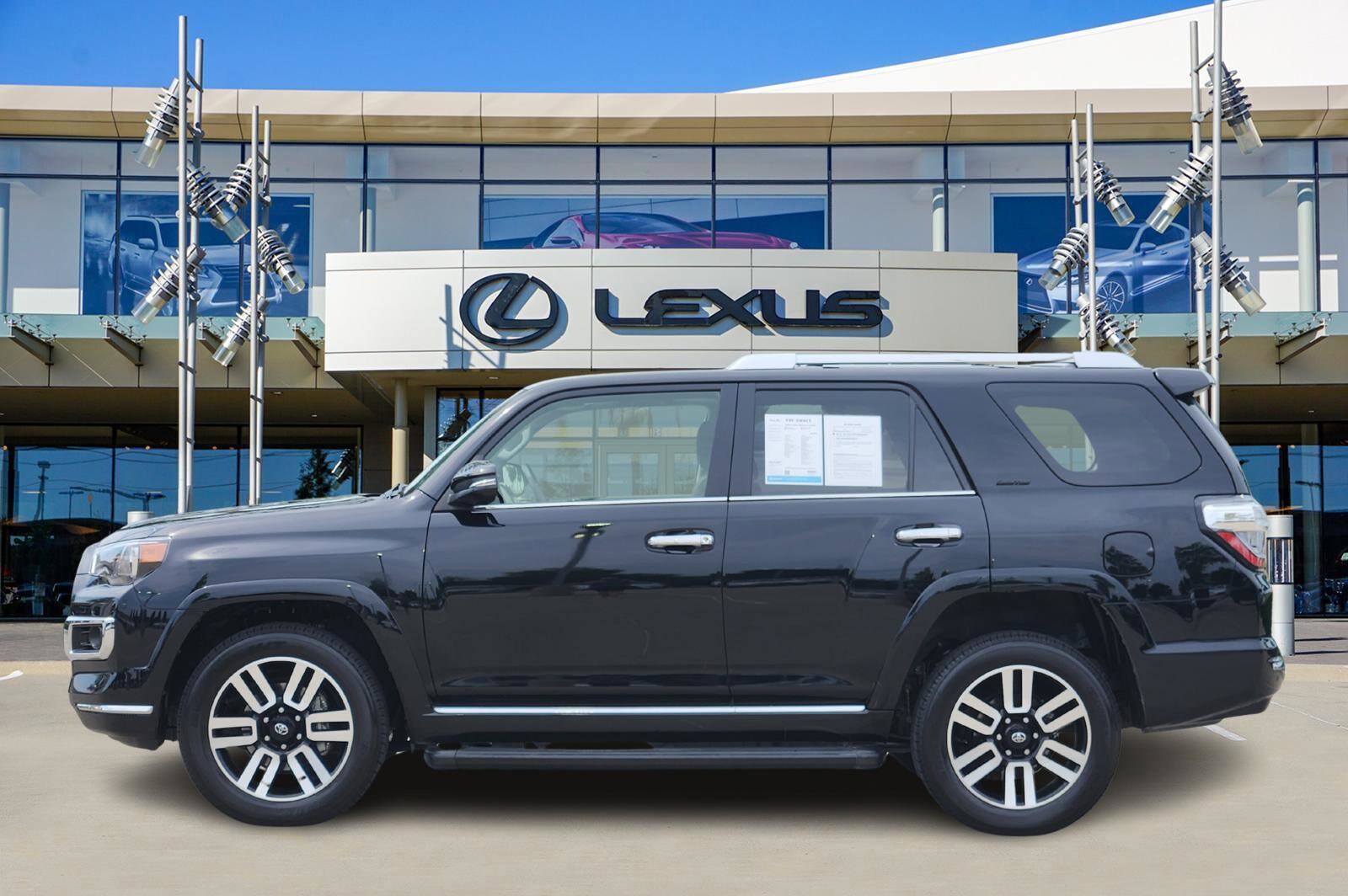 2023 Toyota 4Runner Limited photo 3