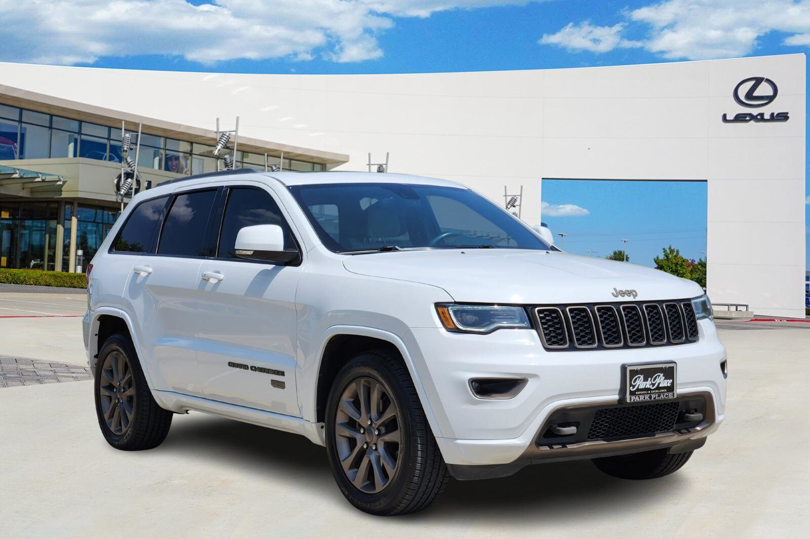 2016 Jeep Grand Cherokee Limited photo 2