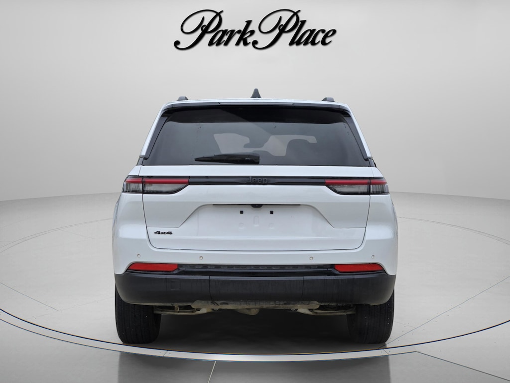 Used 2025 Jeep Grand Cherokee Altitude X SUV