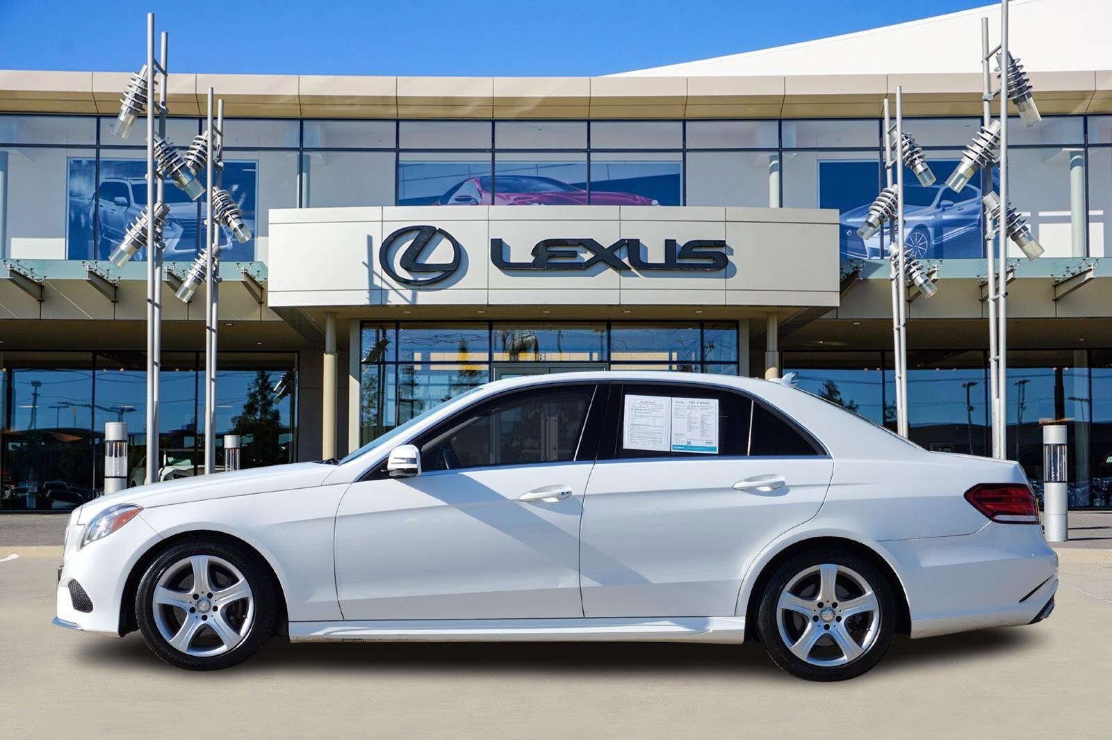 2014 Mercedes Benz E 350 Sedan photo 3