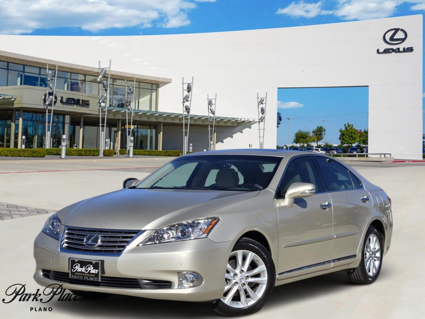 2011 Lexus ES 350's photo