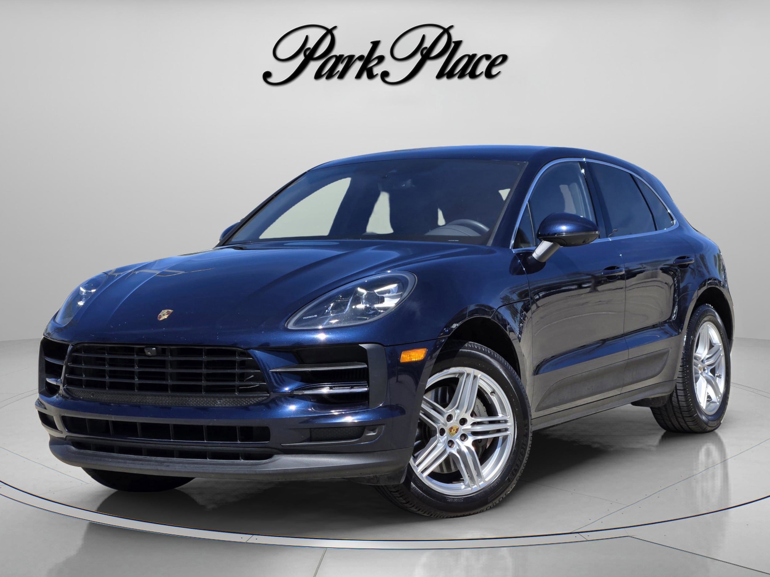2020 Porsche Macan SUV 