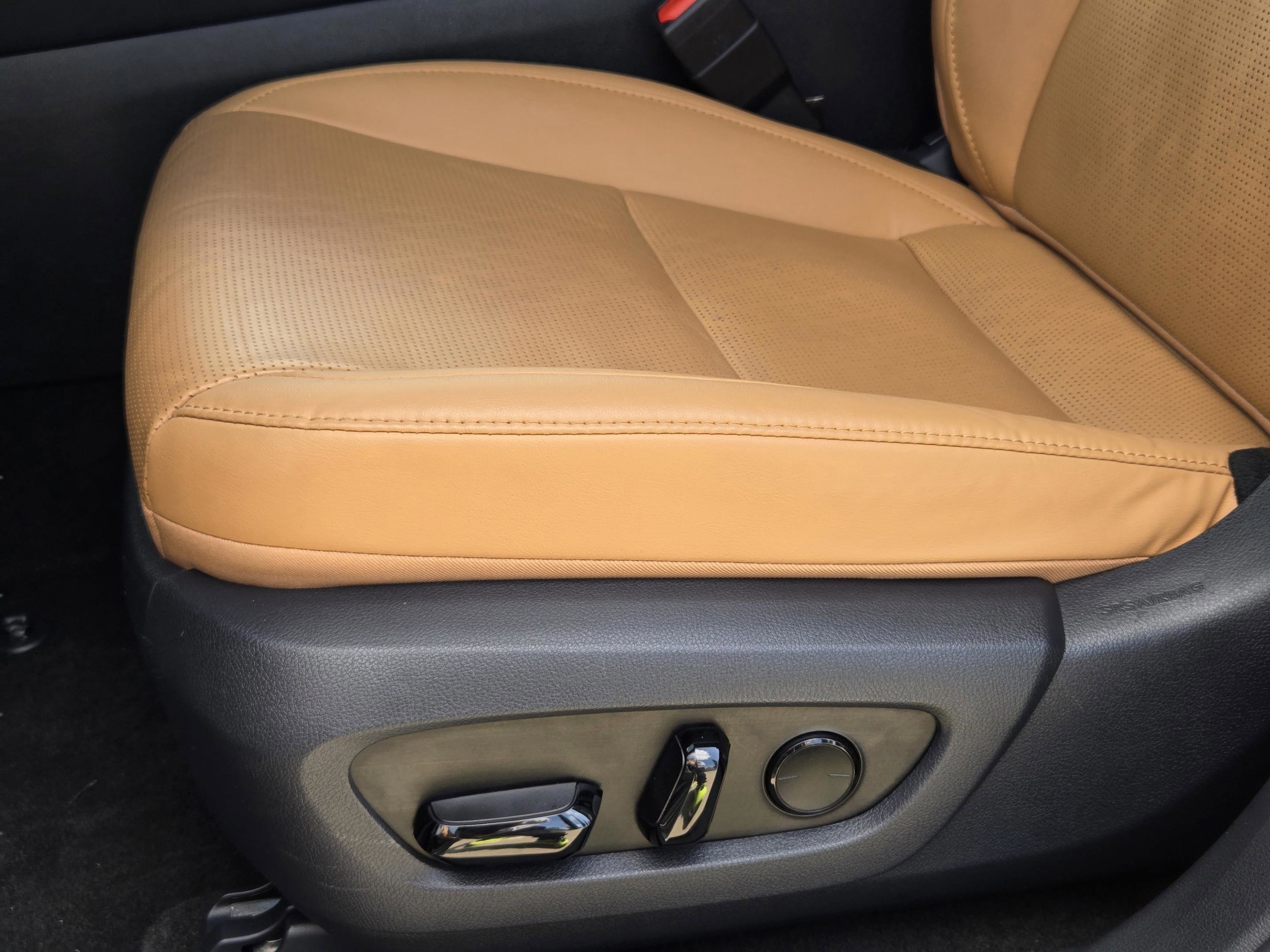 2025 Lexus RX 350 - Photo 21