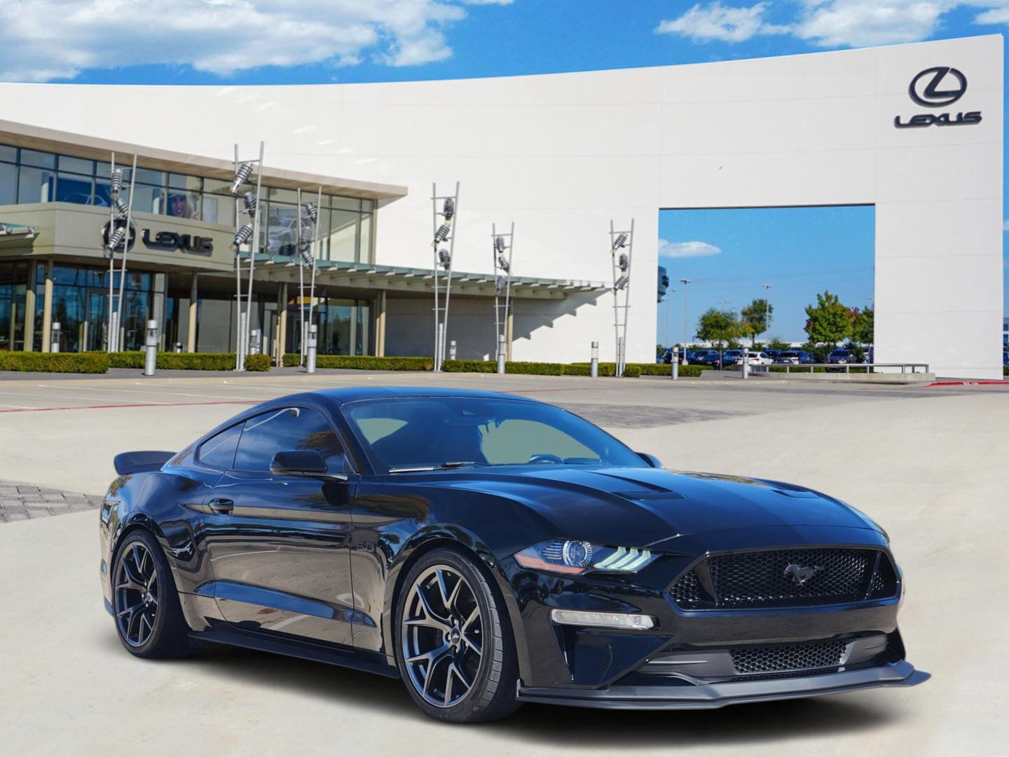 2019 Ford Mustang GT photo 2