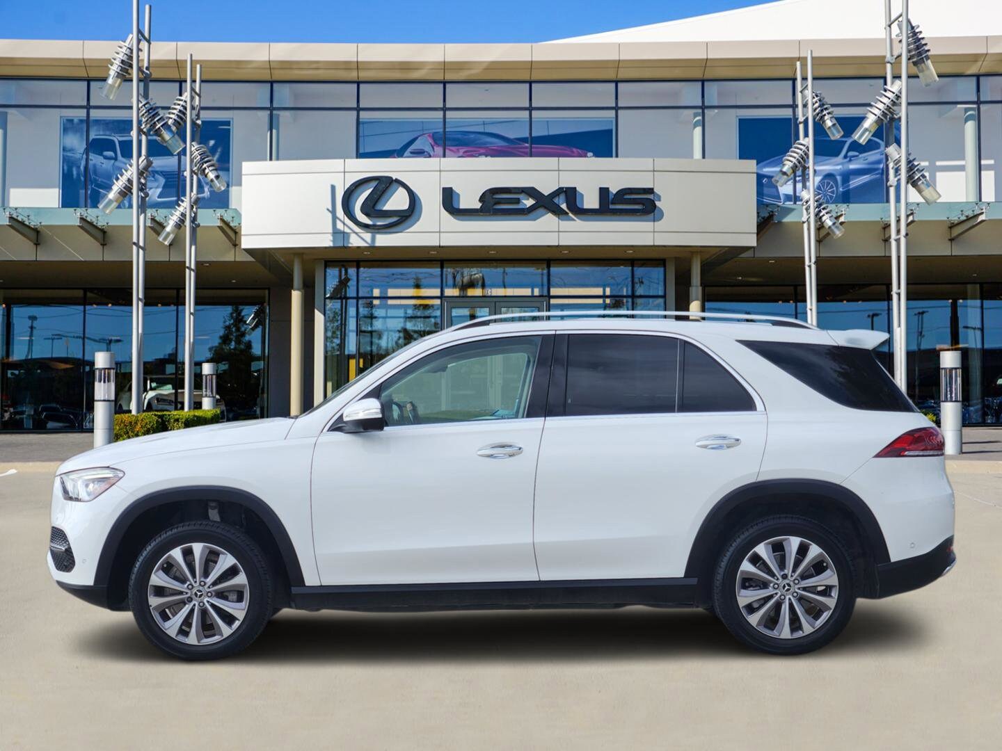 2022 Mercedes Benz GLE 350 photo 2