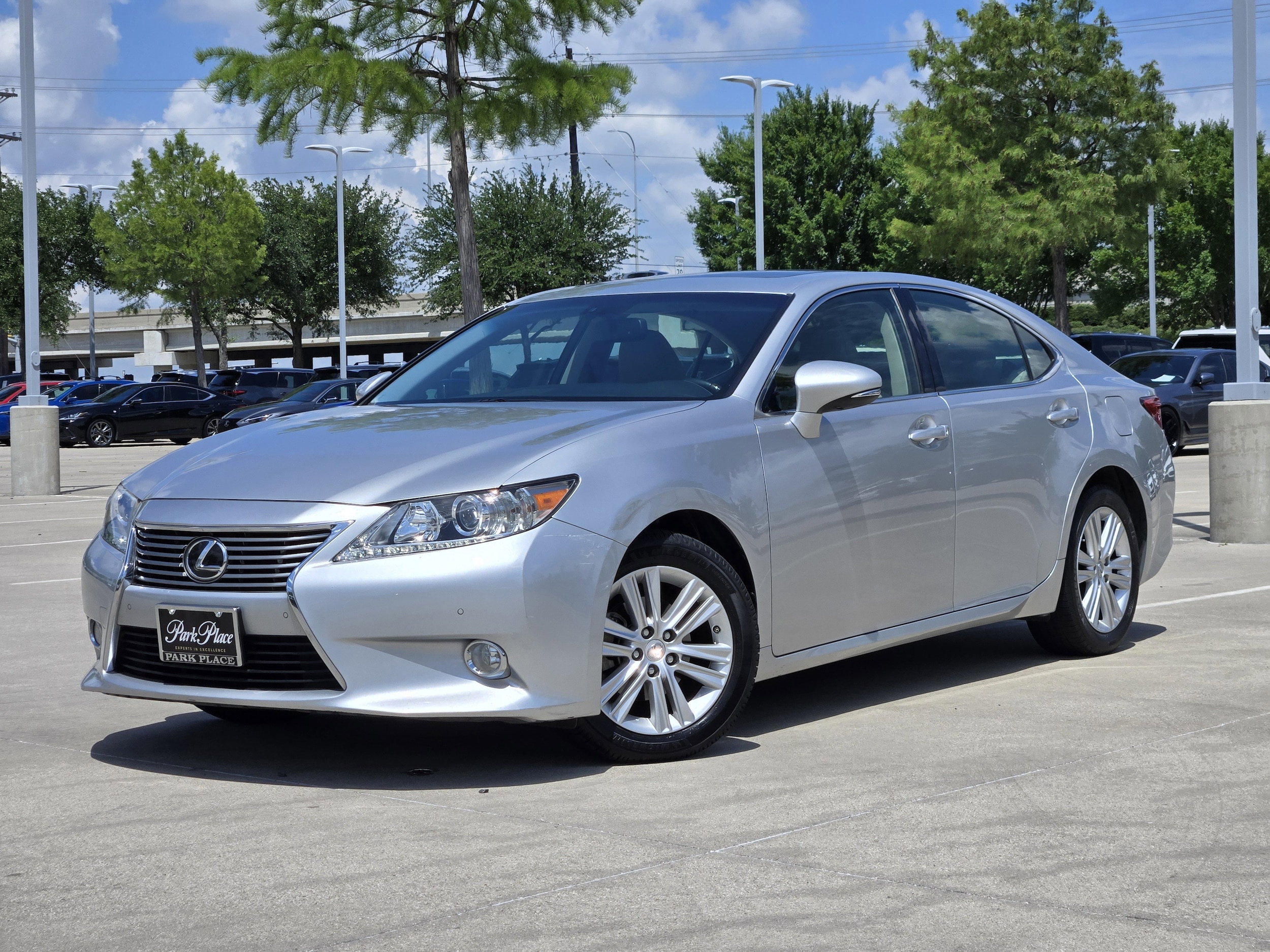 2014 Lexus ES 350 350's photo